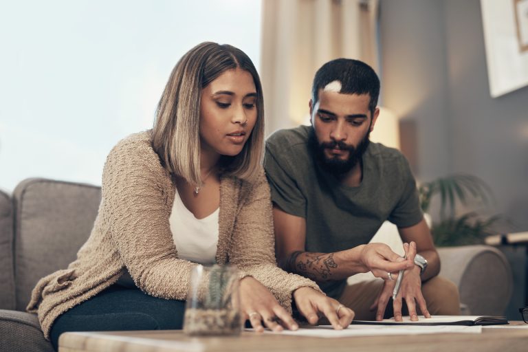 Common Law couple discussing property division